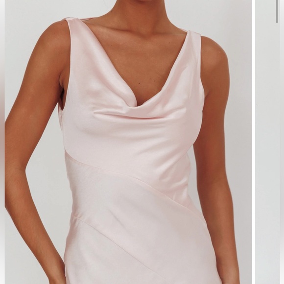Selfie Leslie. Good Intentions Cowl Neck Open Back Maxi Dress Pink. Size M. NWT. - Picture 3 of 5
